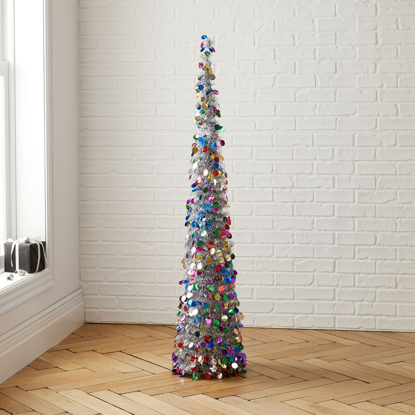 Holidays Decor 80s Glam